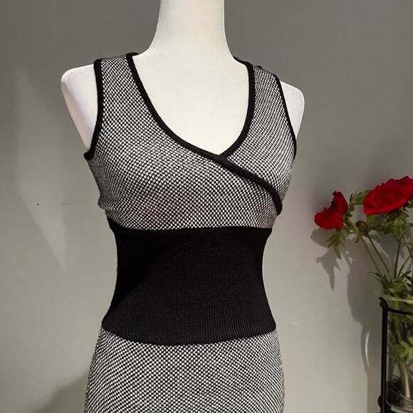 NEW Moda Merino Wool Houndstooth Plaid Classic Tailored Midi Sweater Dress S… - Picture 8 of 16